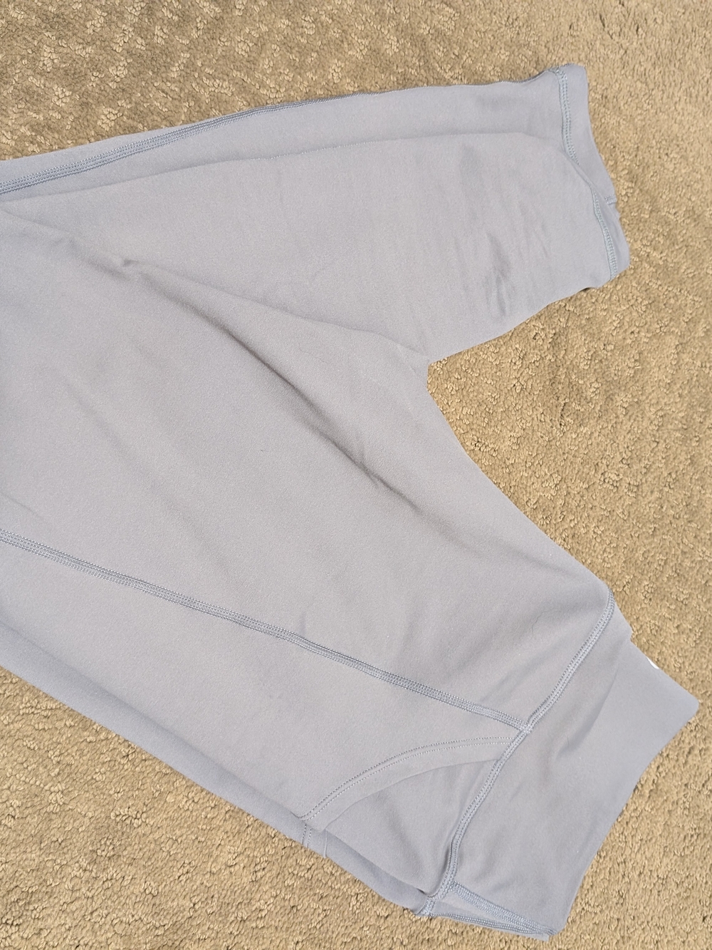Women's Medium Gray Leggings With Pockets